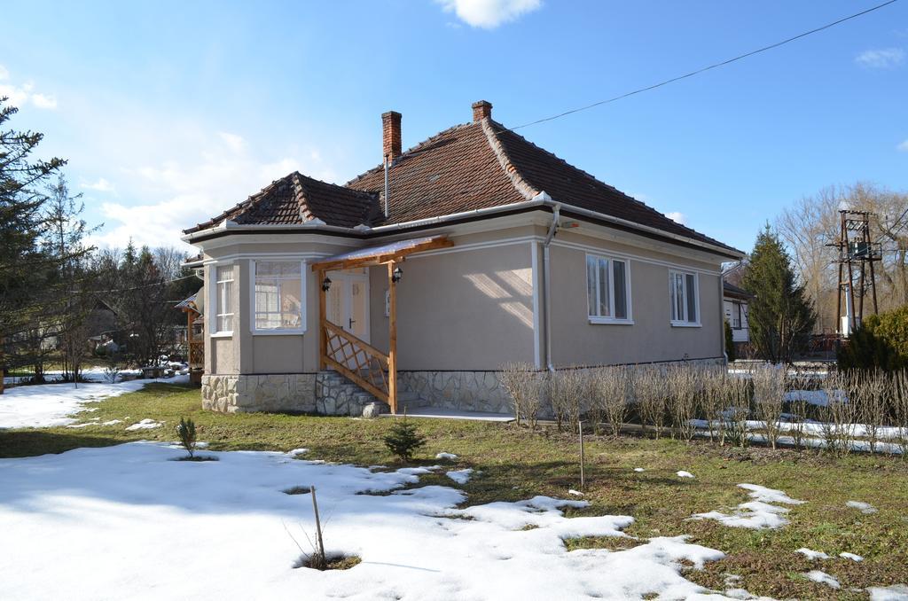 Örömvölgy Vendégház Bozsva Exterior foto